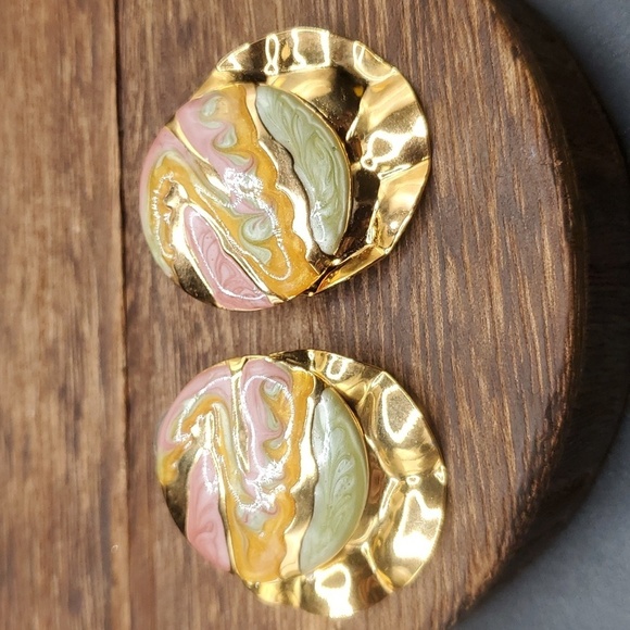 Jewelry - E914 Easter paradise melt 1970s earrings for pierced ears crinkle pattern